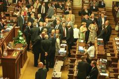 Jednání o důvěře vlády