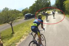 Nehoda Alberta Contadora a Chrise Frooma v šestnácté etapě Tour de France 2013