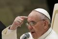 Papež si vzpomněl na chudé