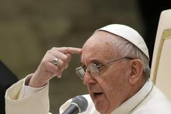 Papež si vzpomněl na chudé