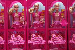 Fotogalerie: Barbie Dreamhouse v Berlíně