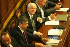 Jednání o rozpuštění sněmovny