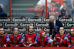 Hokej, MS 2013, USA - Rusko: Zinetula Biljaletdinov a smutná ruská střídačka