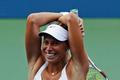 Dojatá česká tenistka Andrea Hlaváčková se raduje z vítězství nad Ruskou Mariou Kirilenkovou ve 3. kole US Open 2012.