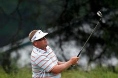 VIDEO Pettersson přišel před nápřahem o míček