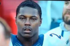 Knowshon Moreno se rozbrečel po vyslechnutí americké hymny