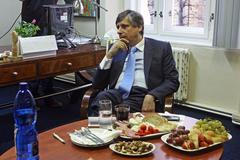 Den otevřených dveří v kanceláři Jana Fischera