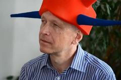 Šéf ČS jako pankáč