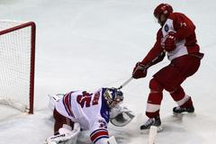 Hokej, Slavia - Lev Praha: Jaroslav Bednář - Petri Vehanen