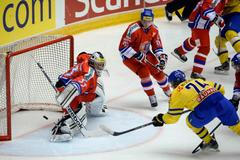 Hokej, EHT, Švédsko - Česko: Jakub Štěpánek - Mattias Janmark-Nylen