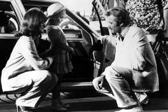 Pouze jednorázové použití! Fotogalerie: Angelina Jolie / Lookin' To Get Out (1981)