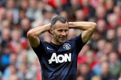 Giggs z Manchesteru United v utkání s Liverpoolem