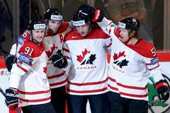 MS v hokeji 2013, Kanada - Švýcarsko: Kanada slaví gól na 1:1