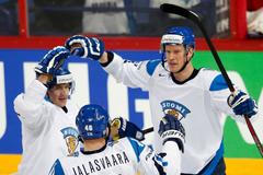 Finové se radují z gólu do sítě Rakouska na MS v hokeji 2013