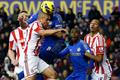 VIDEO Smolný den Jonathana Walterse v zápase Stoke - Chelsea