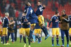 Parádní gól Alana do sítě Standardu Lutych