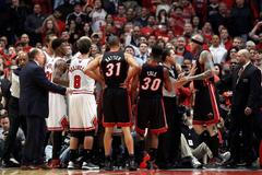 Konflikt basketbalistů Chicaga a Miami v play off NBA