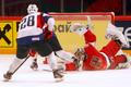 Hokej, MS 2013, Česko - Slovinsko: Ondřej Pavelec - Aleš Kranjc