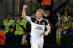 Dirk Kuijt (Fenerbahce) - radost