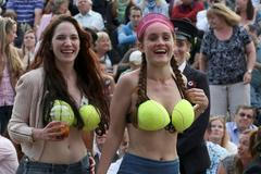 Fanoušci na Wimbledonu 2013