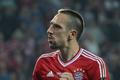 Franck Ribéry po proměněné penaltě v Superpoháru Bayern - Chelsea