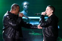 53. udělování cen Grammy - Eminem a Dr. Dre