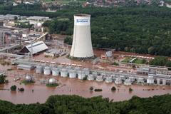 Letem nad zatopeným světem