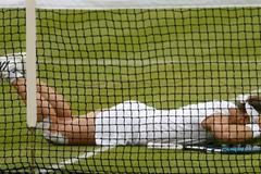 FOTO Kvitová po prohře držela slzy, Flipkensovou chytl amok