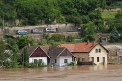 Mělník - povodeň / 4.6. / On-line