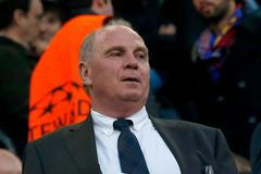 Fotbal, Liga mistrů, Barcelona - Bayern Mnichov: prezident Bayernu Ulii Höness