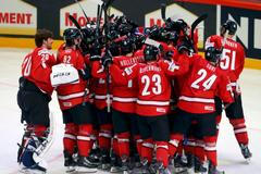 FOTO Švýcarští hodináři na MS rozebrali také Kanadu