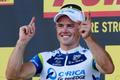 Simon Gerrans slaví vítězství ve třetí etapě Tour de France