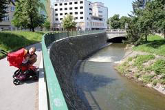 Rokytka měsíc po povodni