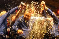 Podívejte se, jak Plzeň slavila na Náměstí republiky titul