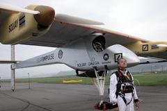 Foto: Letoun se solárním pohonem odstartoval ze Švýcarska na let do Maroka