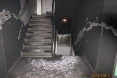 Požár kočárku v paneláku