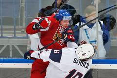 Čtvrtfinále MSJ 2013 Česko - USA