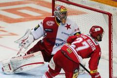 Utkání hokejové extraligy Slavia vs. Třinec