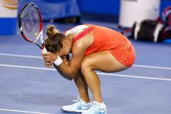 Barbora Záhlavová-Strýcová v utkání druhého kola Australian Open 2014