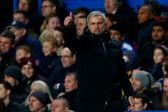 José Mourinho na lavičce Chelsea