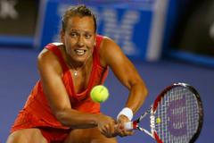 Barbora Záhlavová-Strýcová v utkání druhého kola Australian Open 2014