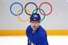 Nicklas Bäckstrom trénuje na olympiádě v Soči