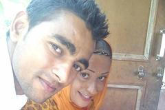 Američanka Adriana Peral se provdala do Indie