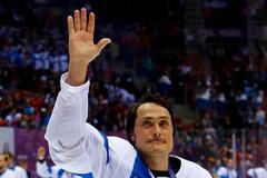 Finsko - USA, o bronz: Teemu Selänne s bronzovou medailí