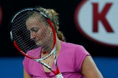 Petra kvitová smutní po vyřazení z Australian open 2014
