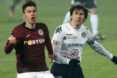 Fotbal, Gambrinus liga, Sparta - Slovácko: Václav Kadlec - Jan Trousil