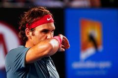 FOTO Federer na Nadala neměl, kupil chybu za chybou