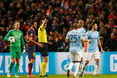 Manchester City - Barcelona (vyloučení Demichelise)