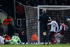 West Ham - Manchester City: Alvaro Negredo dává gól