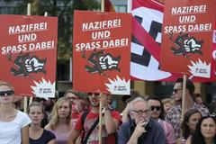 Demonstrace proti neonacistům